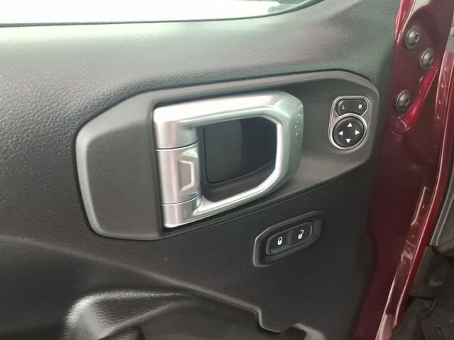 Used 2021 Jeep Gladiator Mojave w/ LED Lighting Group AWD/4WD image 17