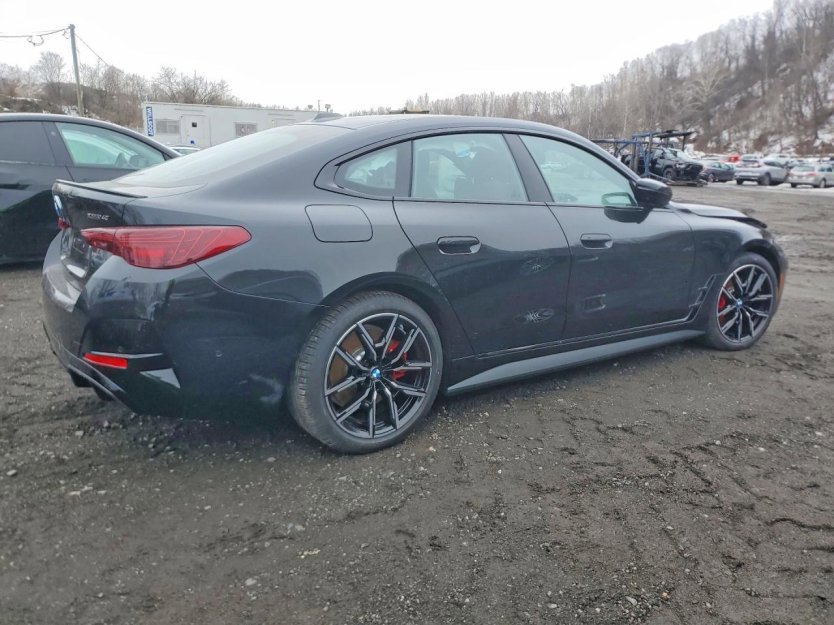 Used 2025 BMW i4 xDrive40i w/ M Sport Package image 5
