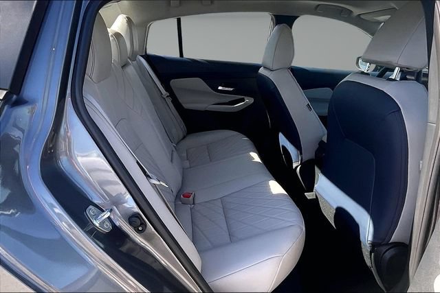 New 2026 Nissan Sentra SL w/ Floor Mat Package FWD image 9