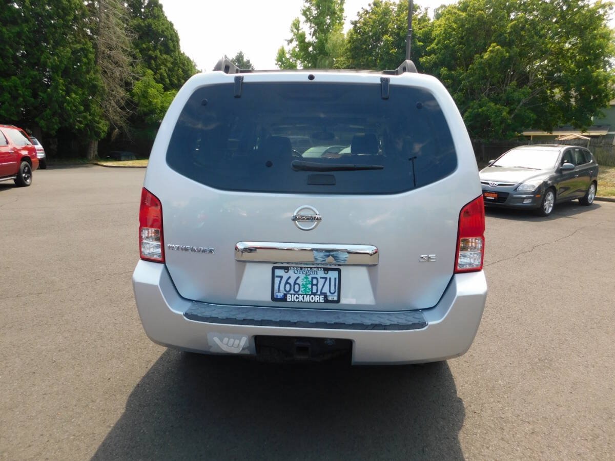 Used 2005 Nissan Pathfinder SE Off-Road w/ (P01) SE Off-Road Premium Pkg AWD/4WD image 23