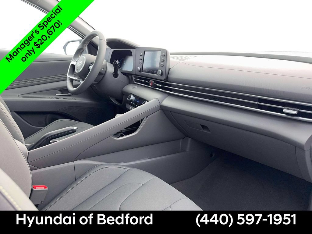 Certified 2026 Hyundai Elantra Sport FWD image 15