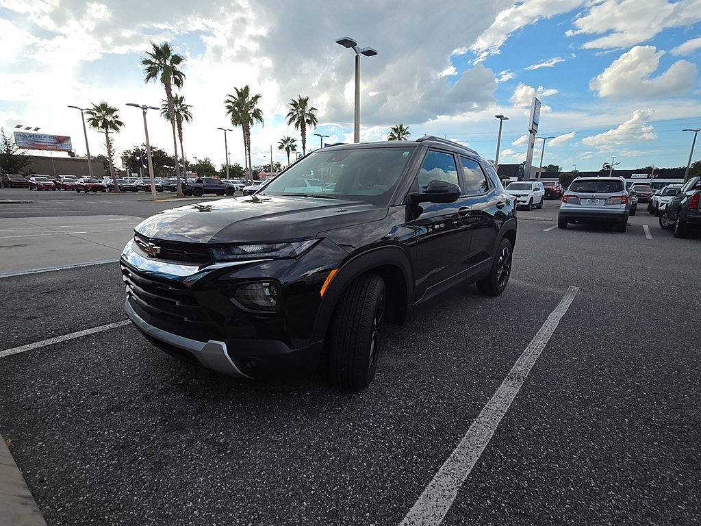 Certified 2023 Chevrolet TrailBlazer LT FWD image 55