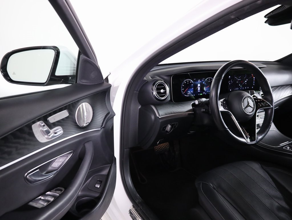 Certified 2022 Mercedes-Benz E 450 4MATIC Sedan image 31