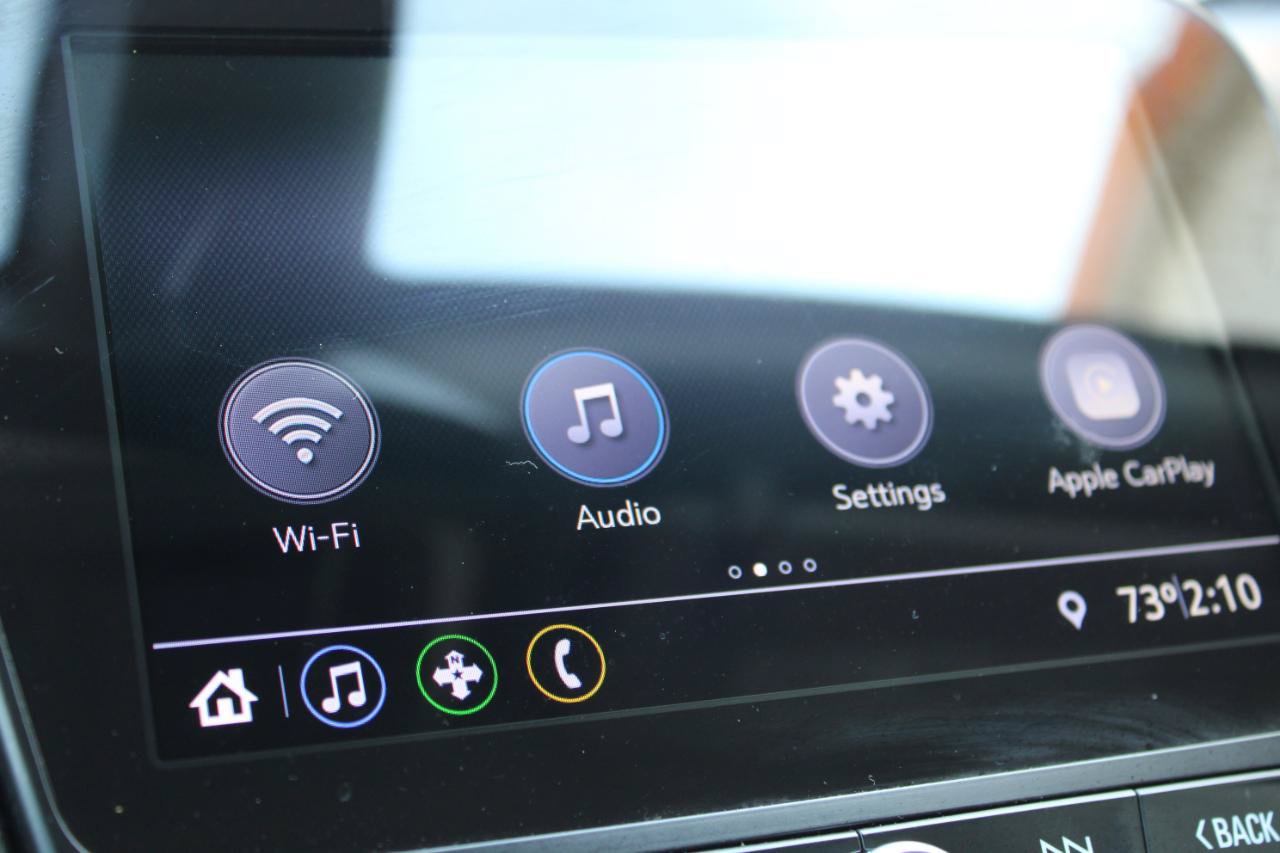 Used 2020 Chevrolet Malibu LT FWD image 34
