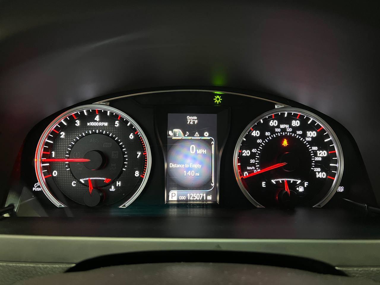 Used 2015 Toyota Camry XSE w/ Moonroof Package FWD image 16
