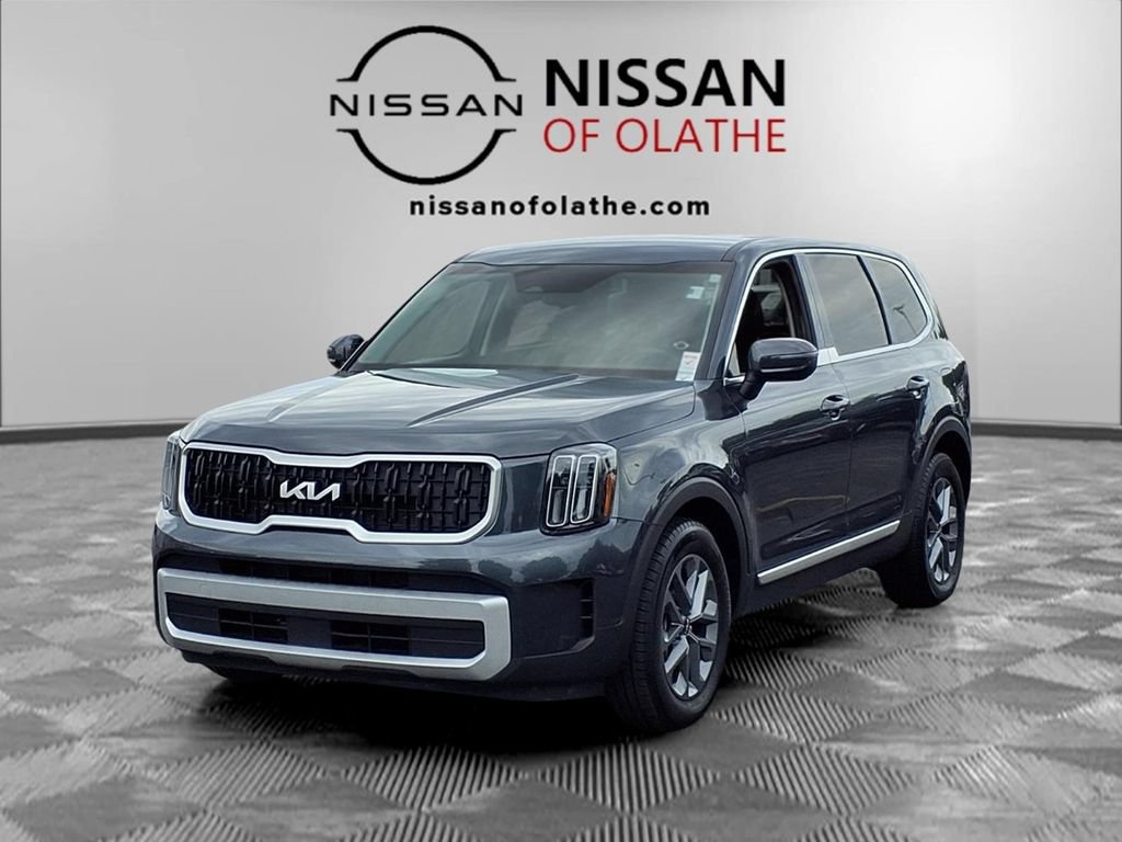 Used 2024 Kia Telluride LX