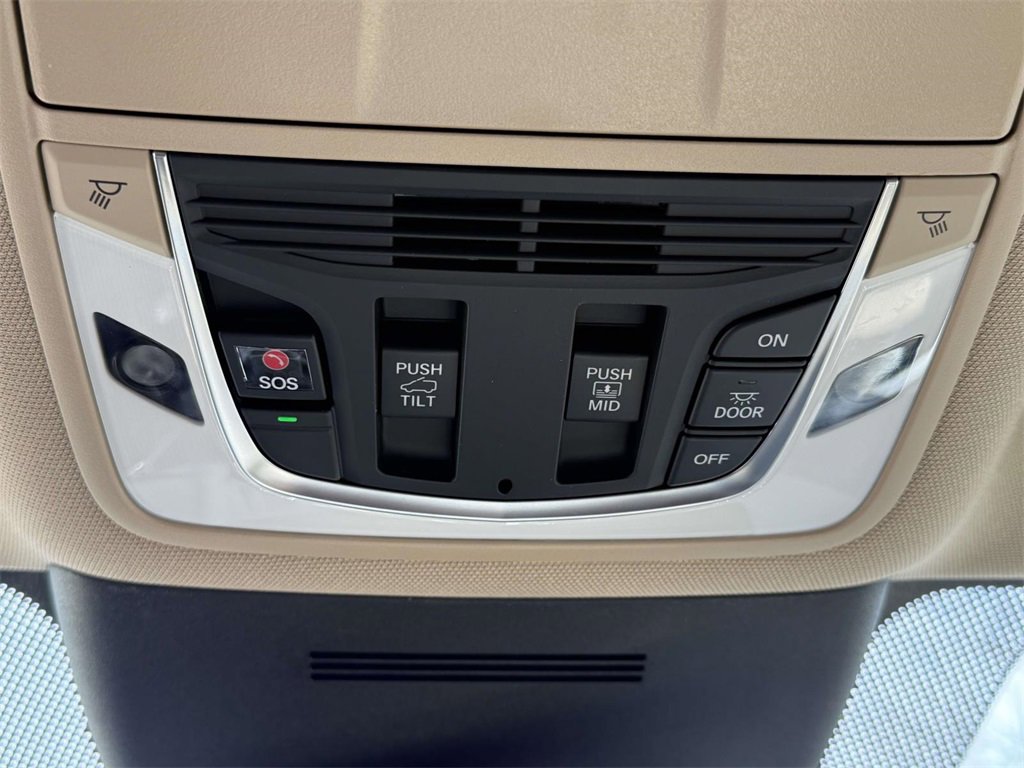 Certified 2025 Acura MDX w/ Technology Package image 24