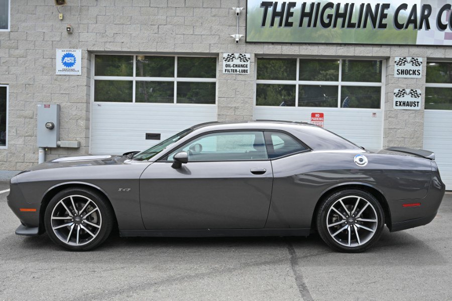 Used 2023 Dodge Challenger R/T image 4