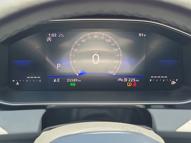 Used 2025 Volkswagen Jetta SE FWD image 23