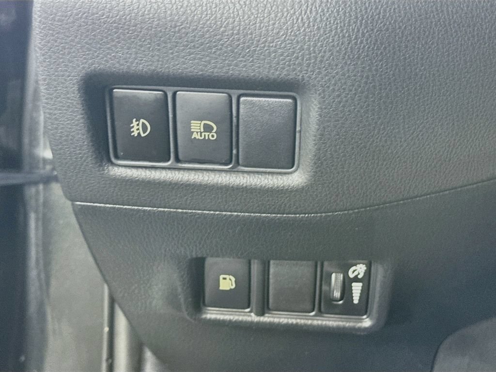 Certified 2018 Toyota C-HR XLE FWD image 18