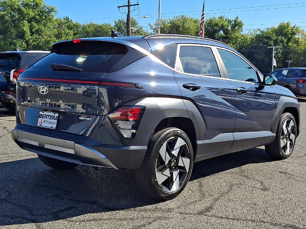 Used 2024 Hyundai Kona Limited AWD/4WD image 6