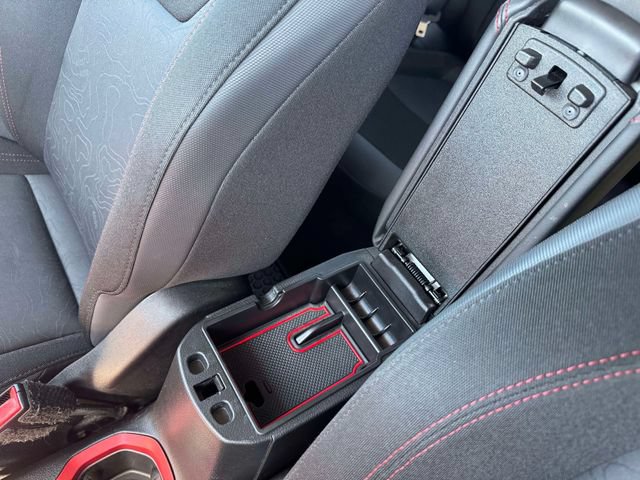 Used 2017 Jeep Renegade Trailhawk AWD/4WD image 36