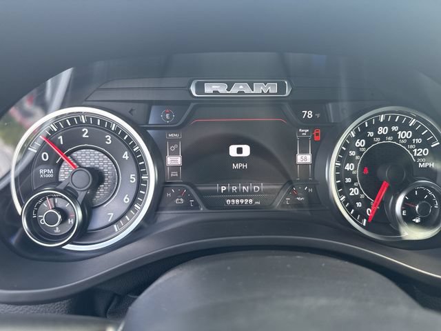 Used 2022 RAM 1500 Big Horn AWD/4WD image 12