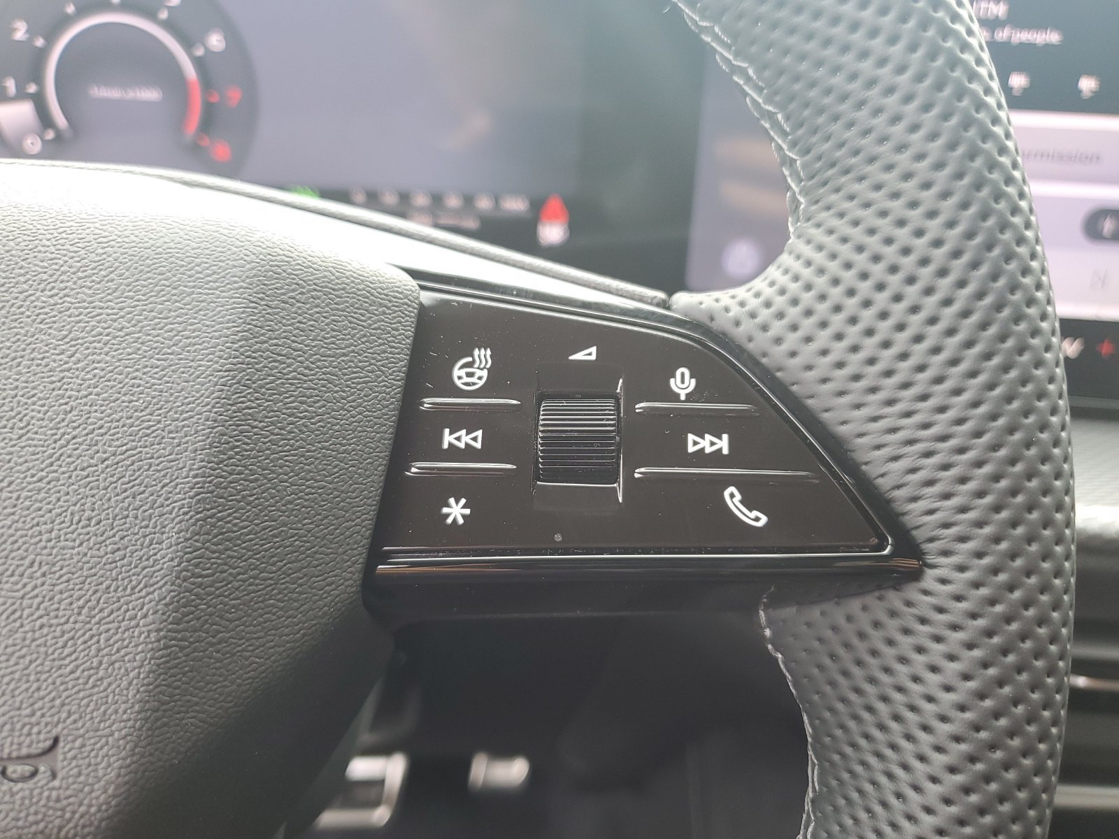 New 2026 Audi SQ5 Prestige AWD/4WD image 30