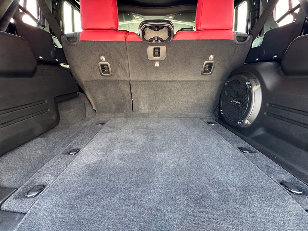 Used 2024 Jeep Wrangler Unlimited Rubicon 392 image 17
