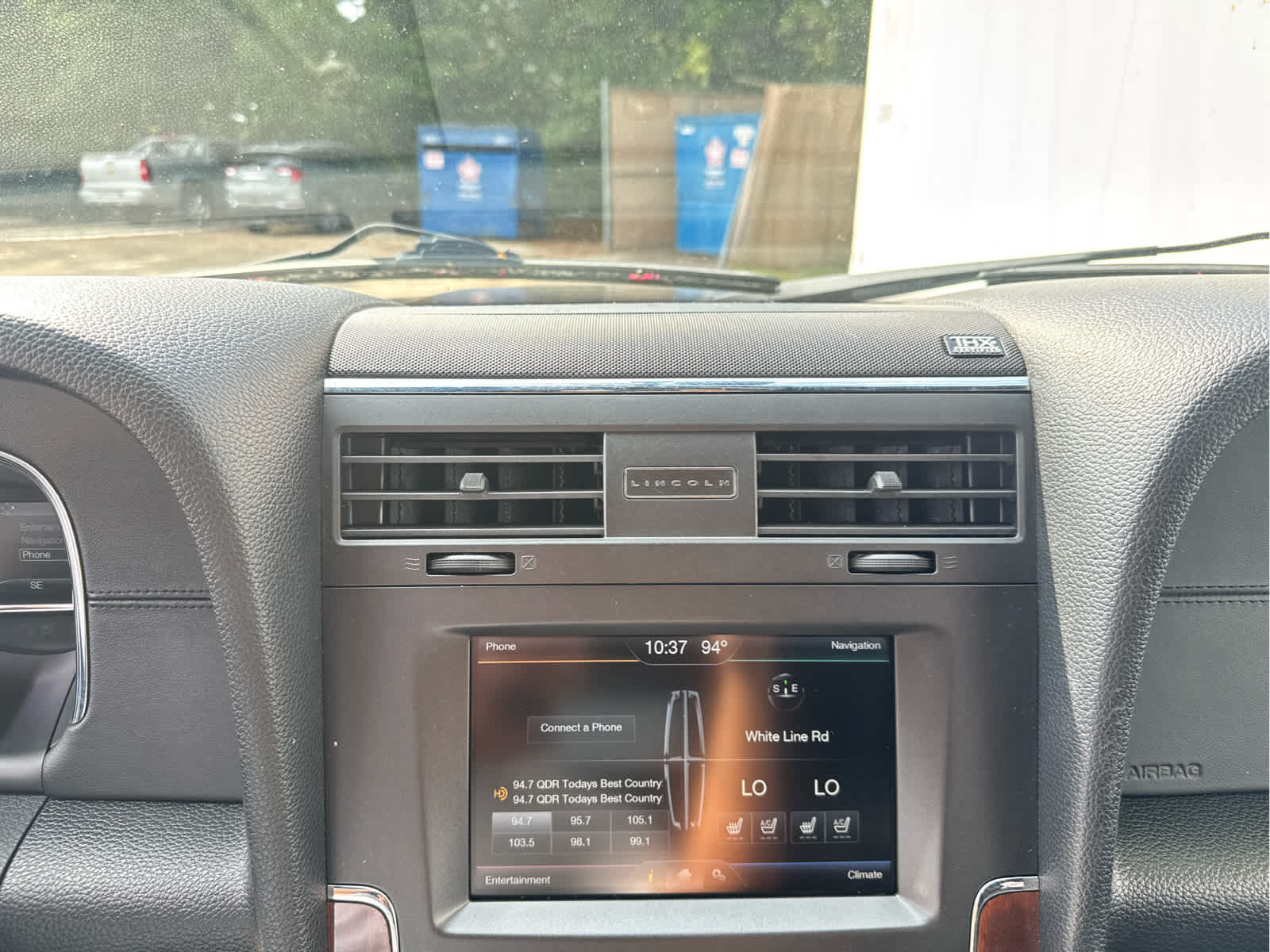 Used 2015 Lincoln Navigator 2WD image 27