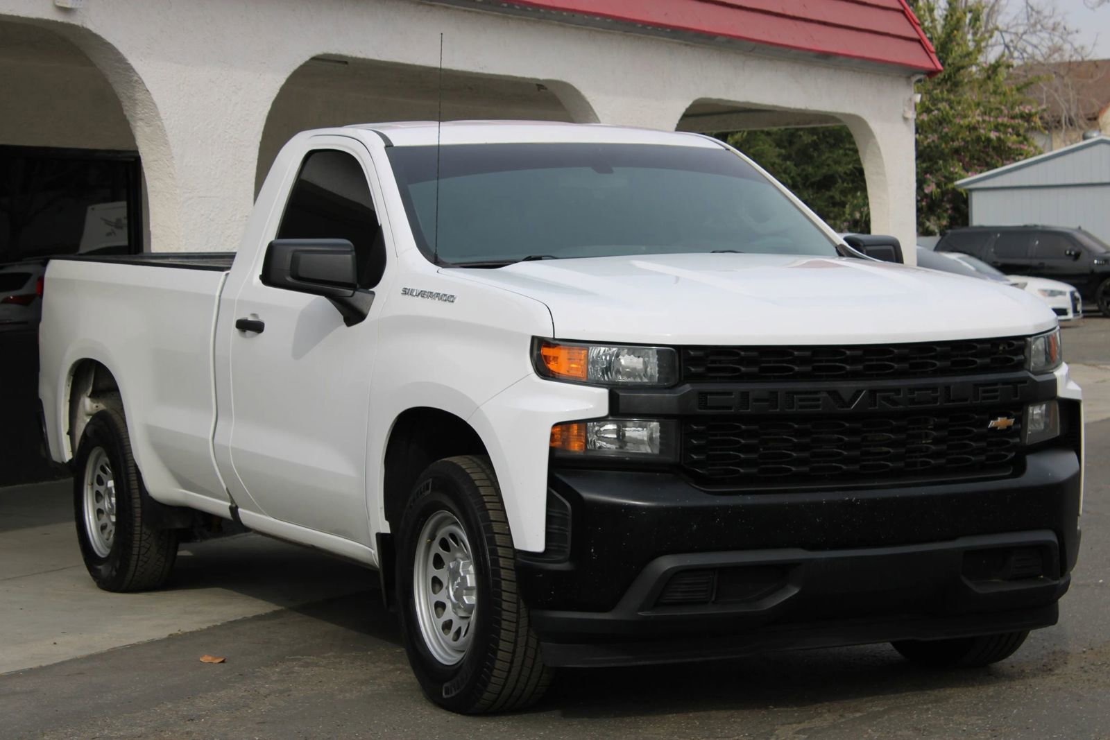 Used 2019 Chevrolet Silverado 1500 W/T w/ Trailering Package image 2