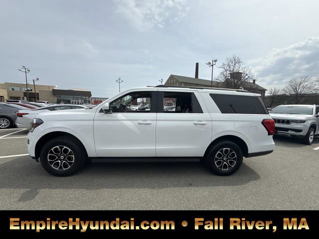 Used 2024 Ford Expedition Max XLT image 11