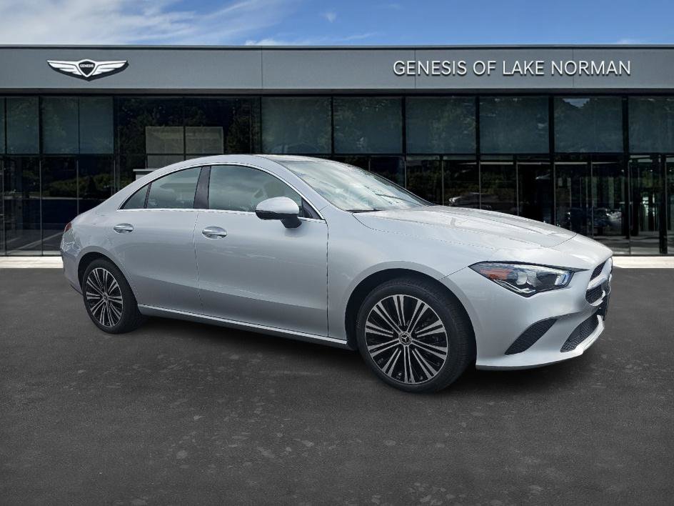 Used 2023 Mercedes-Benz CLA 250 4MATIC image 2