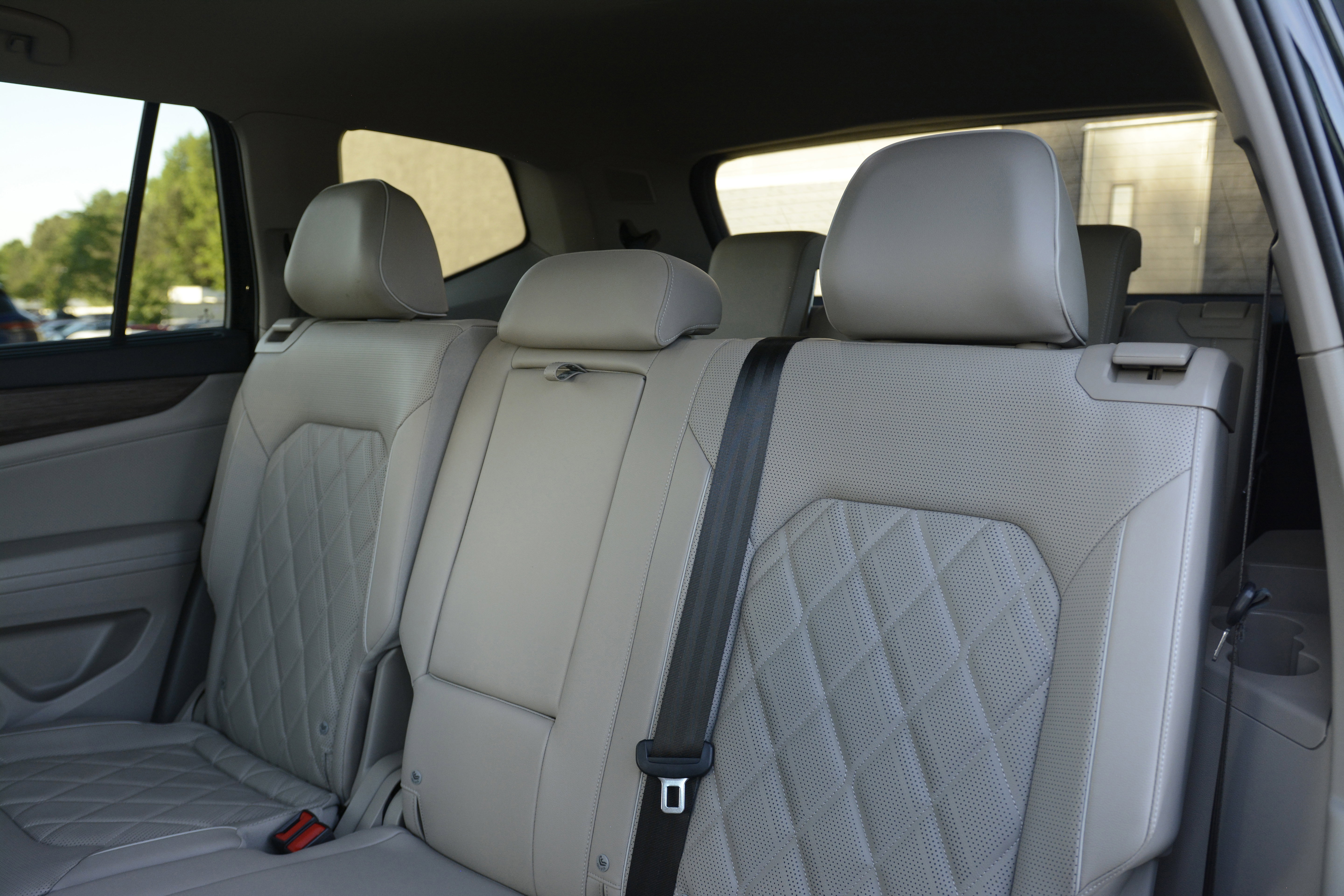 Used 2024 Volkswagen Atlas SEL Premium R-Line AWD/4WD image 31