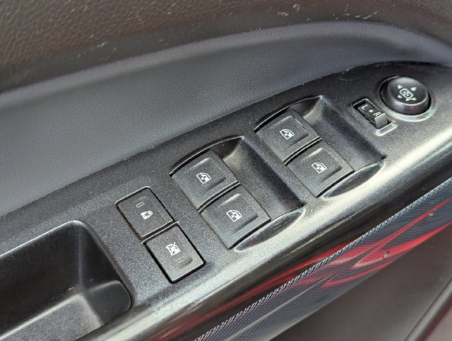Used 2016 Chevrolet Colorado Z71 AWD/4WD image 19