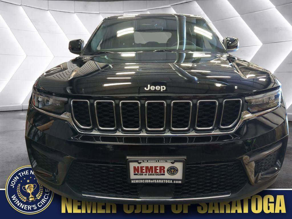 New 2026 Jeep Grand Cherokee Laredo X image 9