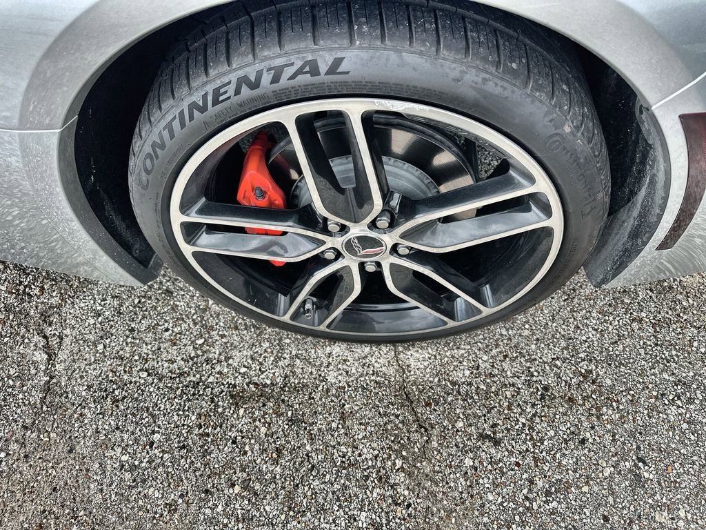Used 2018 Chevrolet Corvette Stingray Convertible w/ 1LT RWD image 8