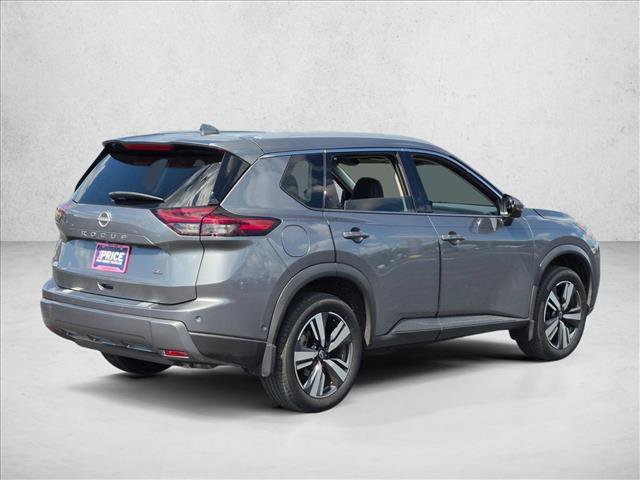 Used 2024 Nissan Rogue SL FWD image 5