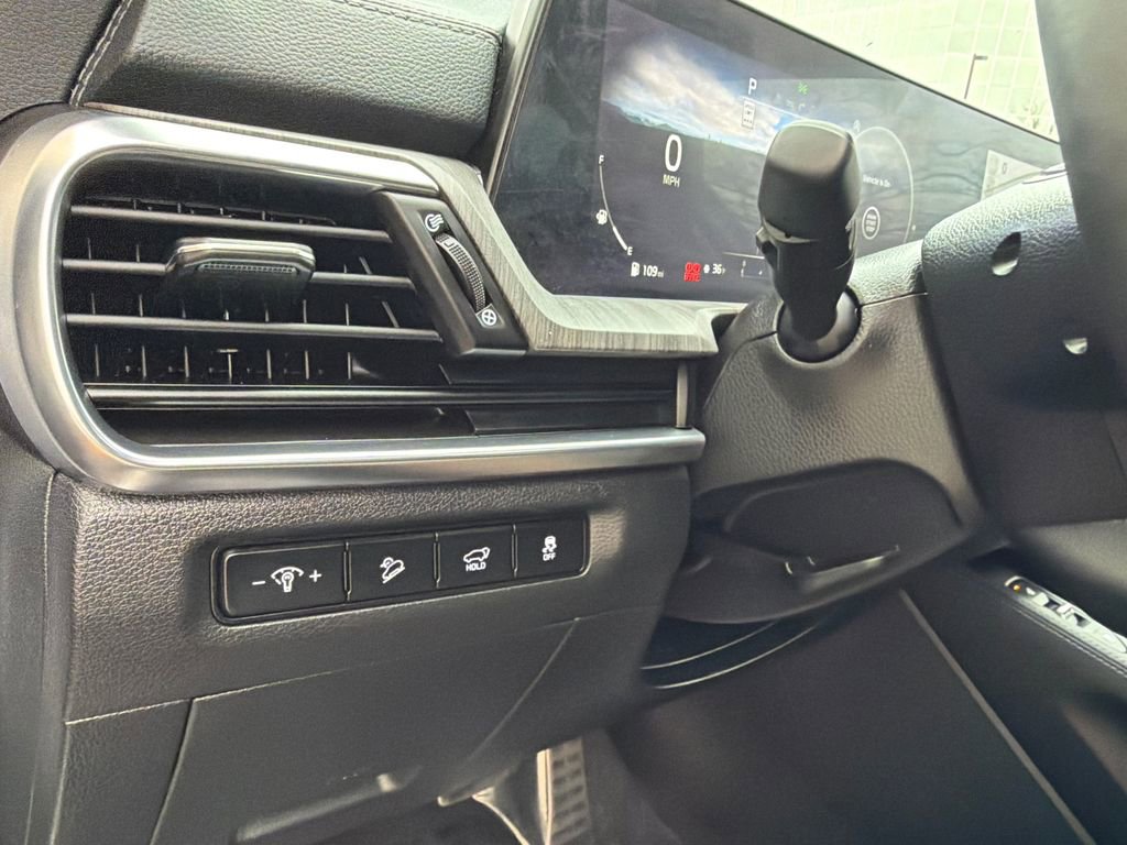 Used 2025 Kia Telluride SX Prestige image 34