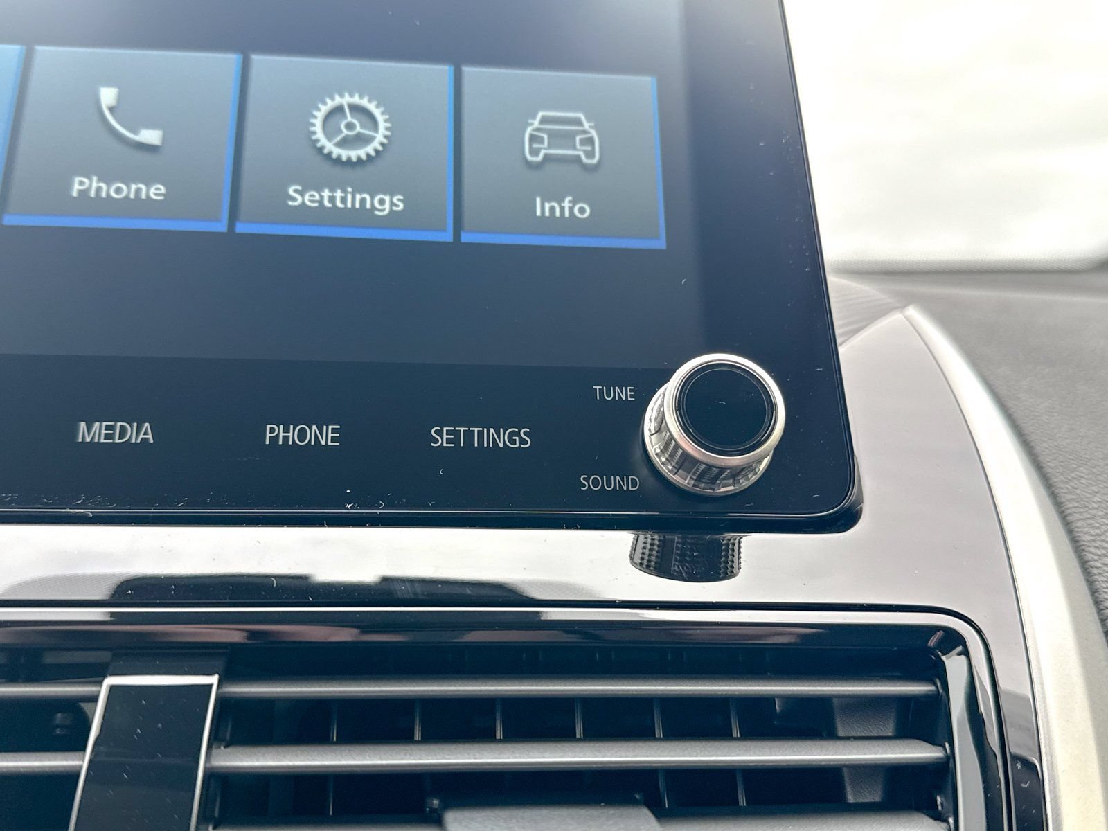 New 2026 Mitsubishi Eclipse Cross SE AWD/4WD image 31