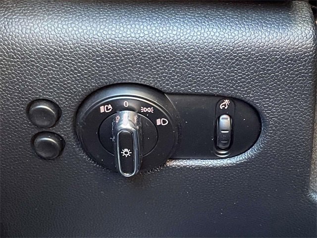 Used 2017 MINI Cooper Convertible image 16