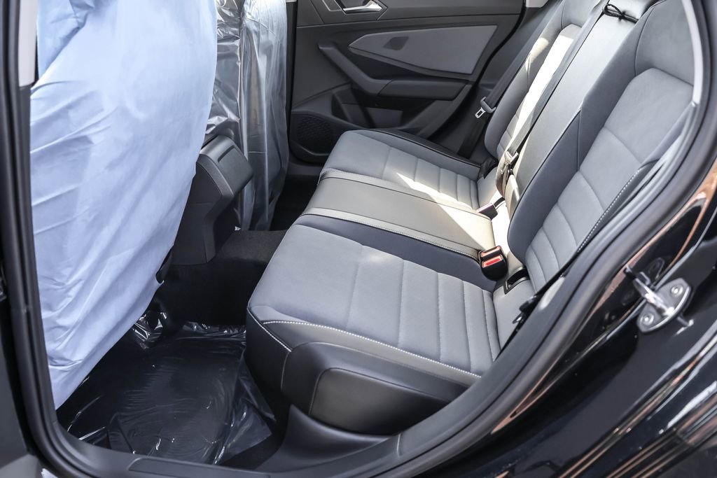 New 2026 Volkswagen Jetta SE FWD image 37