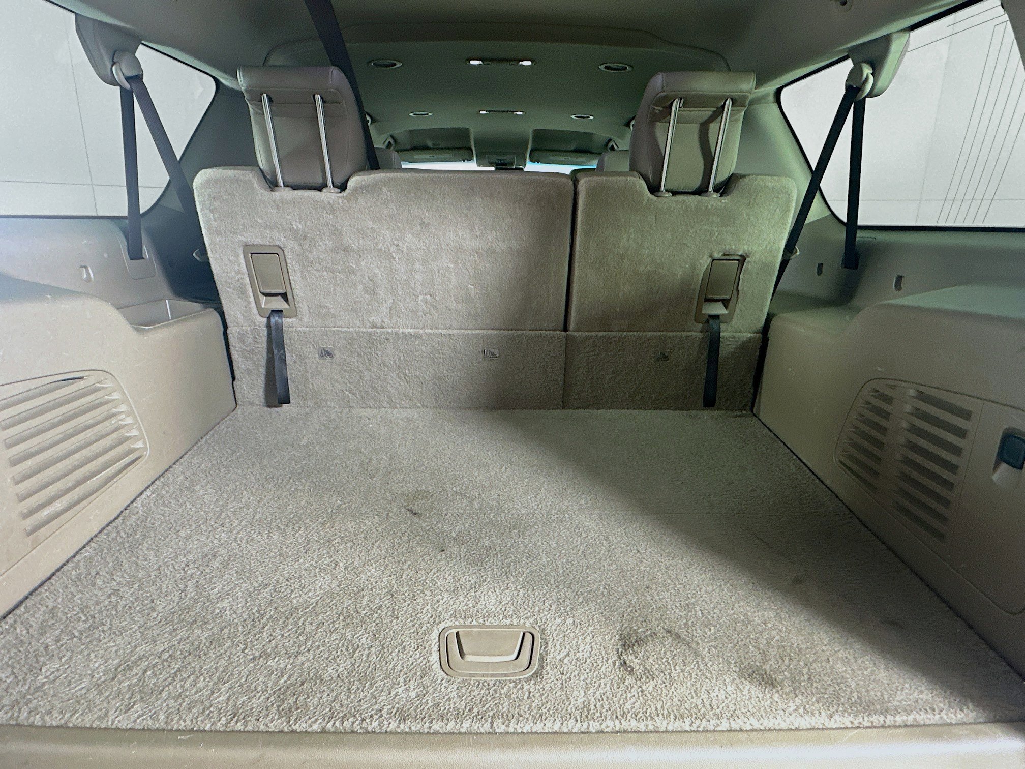 Used 2018 Chevrolet Suburban LT image 29