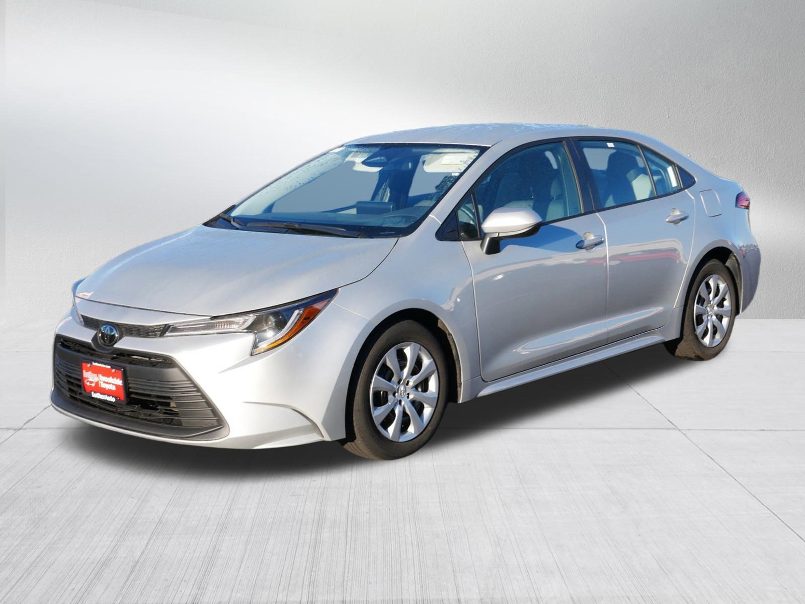 Certified 2025 Toyota Corolla LE image 3
