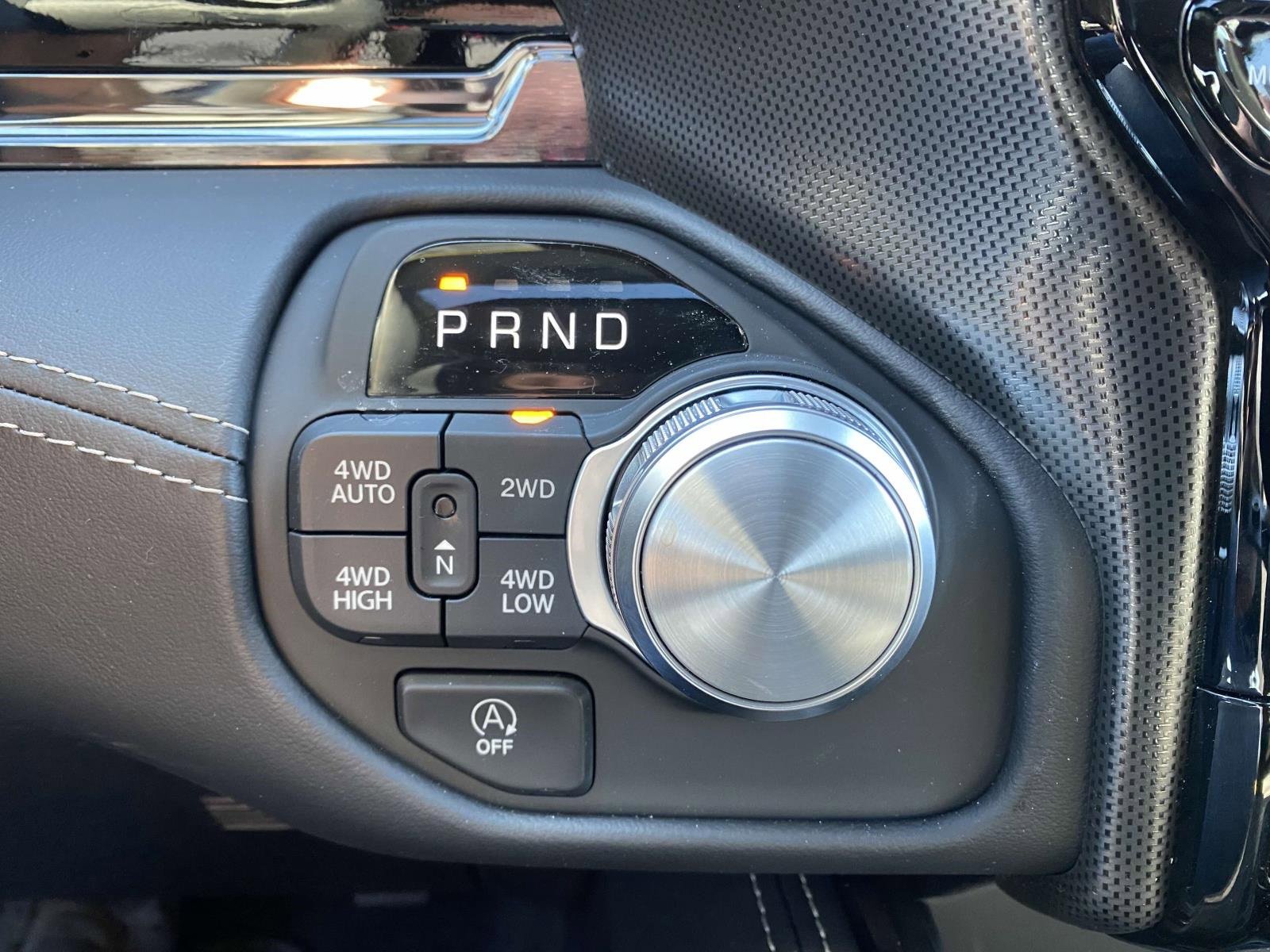 New 2025 RAM 1500 Limited image 32