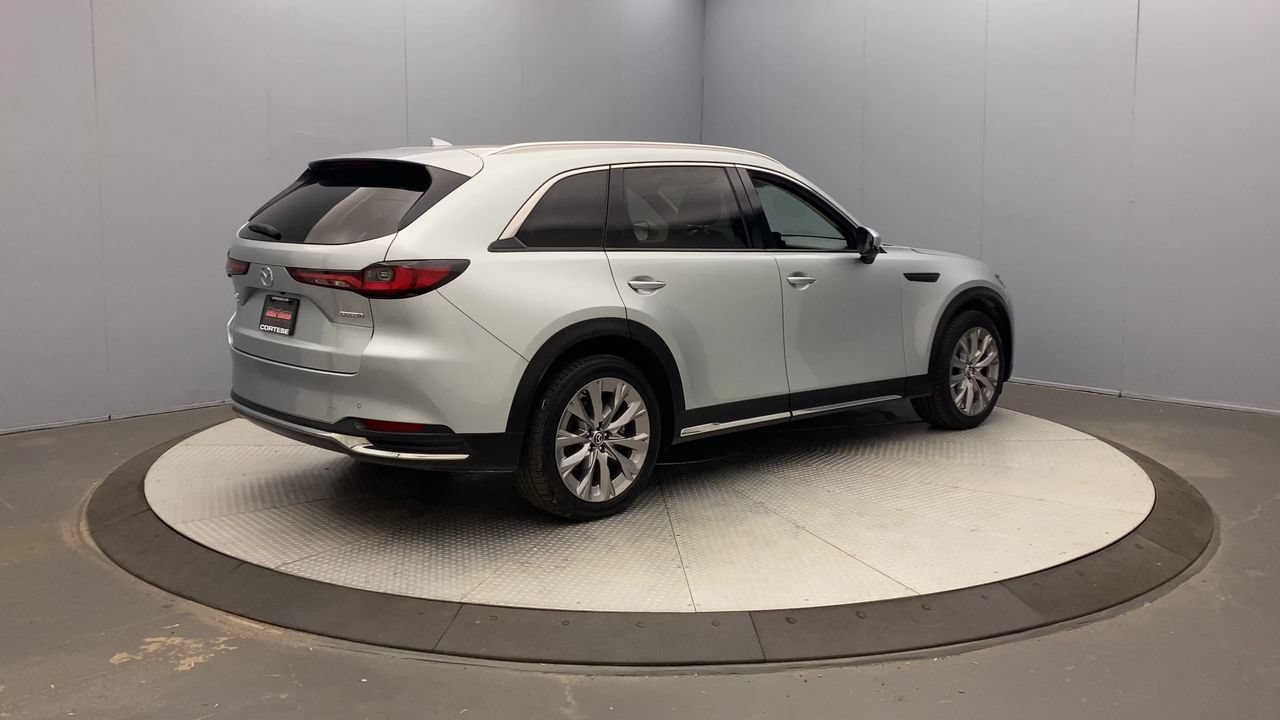 Used 2024 MAZDA CX-90 3.3 Turbo w/ Premium Package AWD/4WD image 5