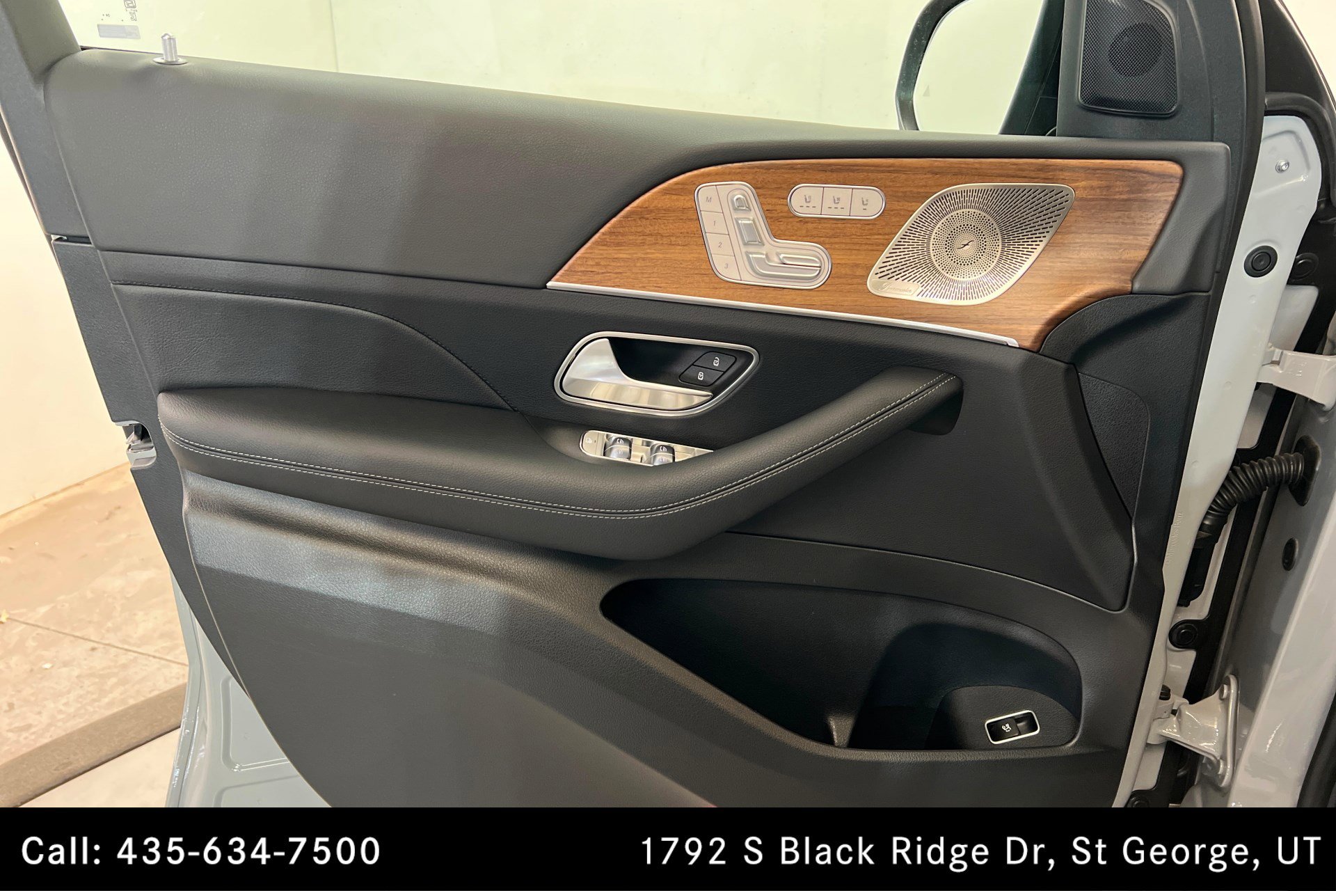 Certified 2025 Mercedes-Benz GLE 350 4MATIC image 14