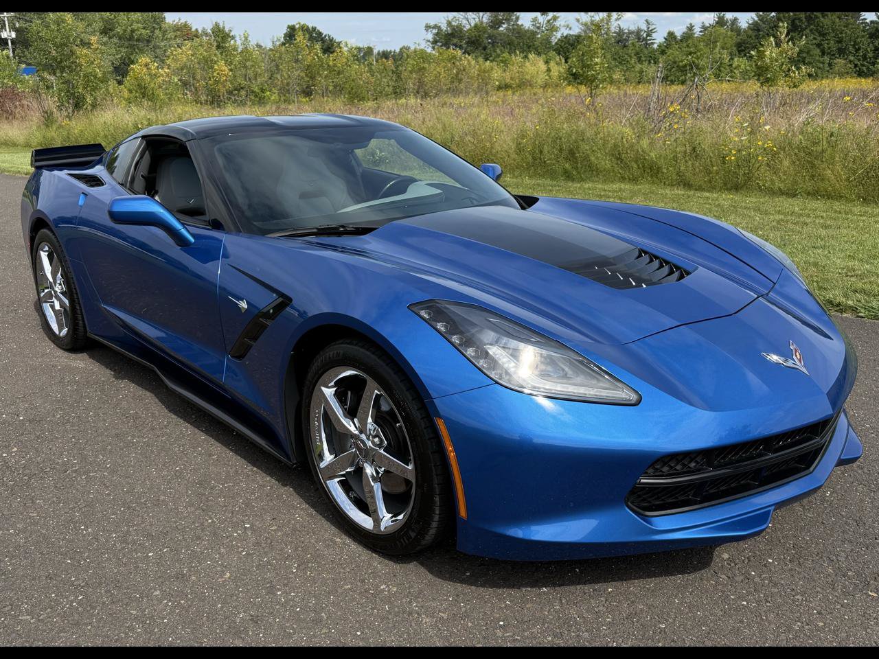 Used 2014 Chevrolet Corvette Stingray Coupe w/ 3LT Preferred Equipment Group RWD image 1
