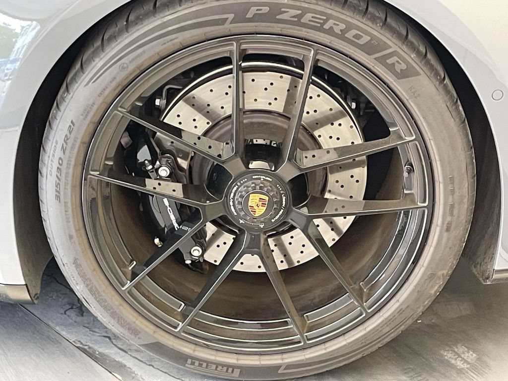Used 2026 Porsche 911 Carrera GTS RWD image 12