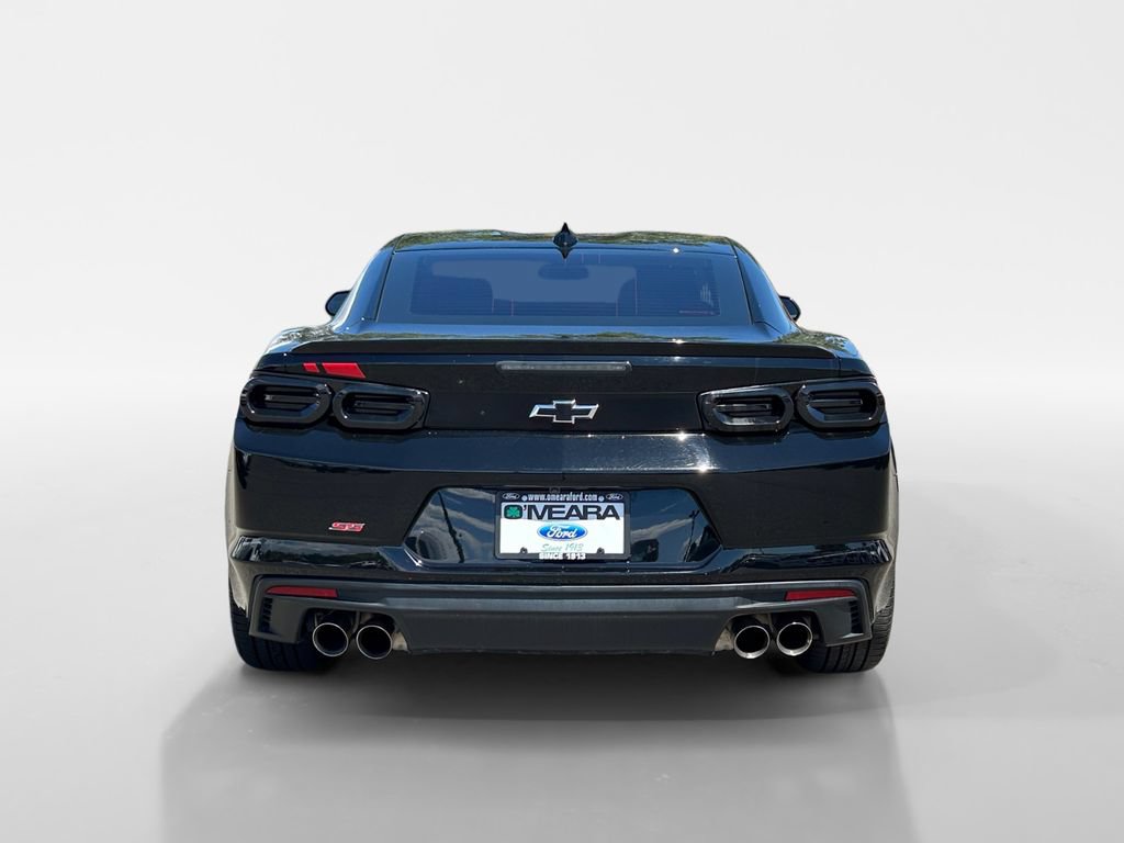 Used 2021 Chevrolet Camaro LT w/ Redline Edition RWD image 5