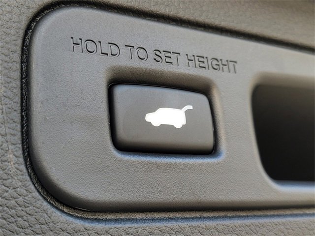 Certified 2025 Honda Pilot EX-L image 17