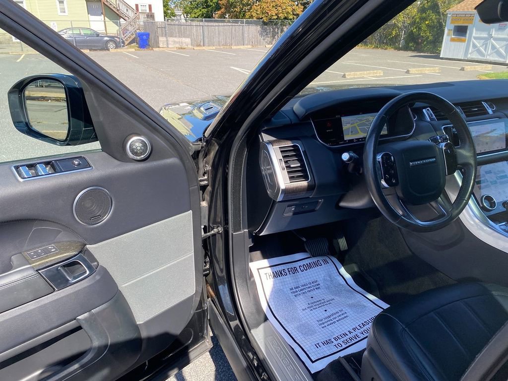 Used 2018 Land Rover Range Rover Sport HSE image 10