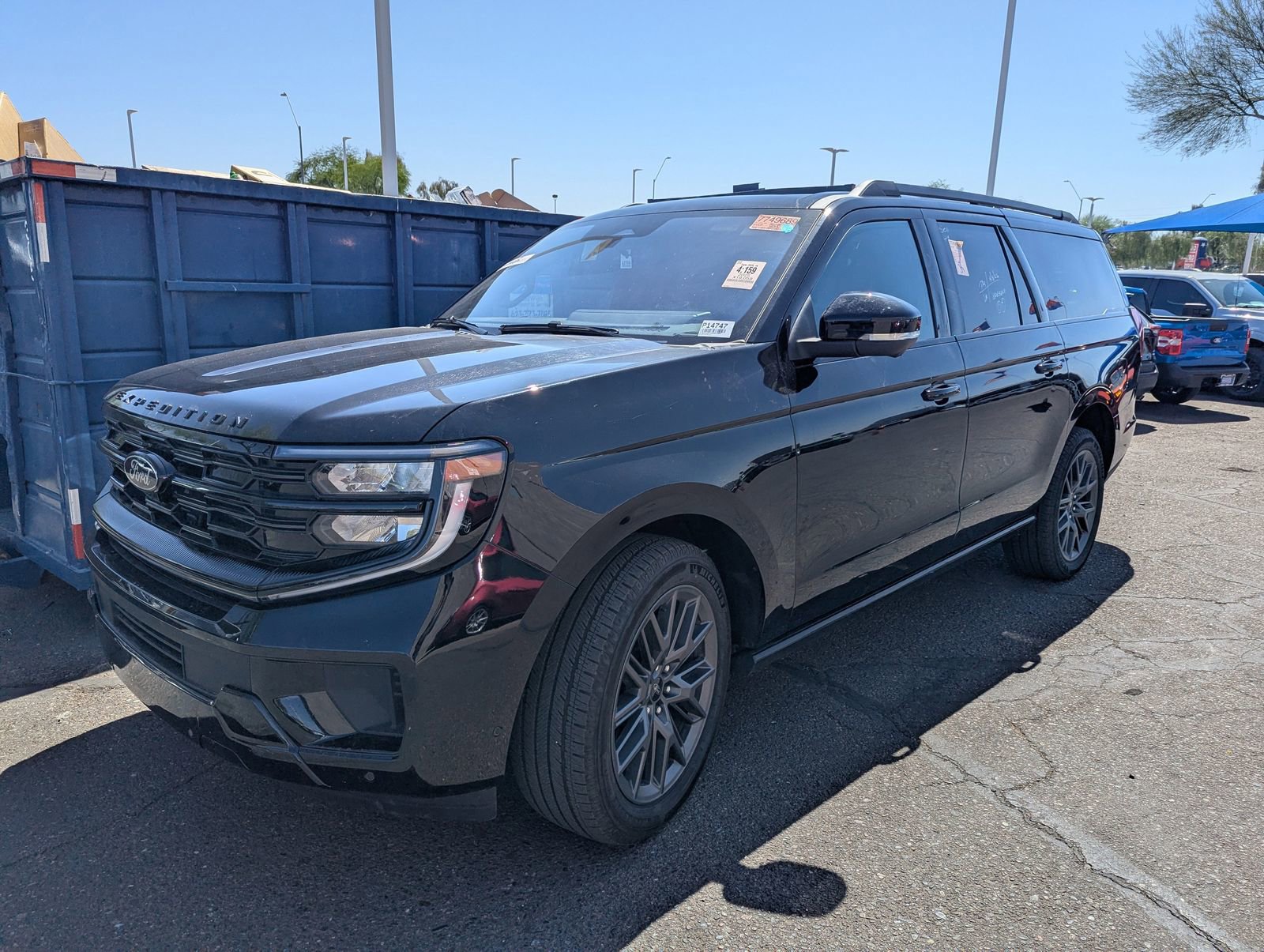 Certified 2025 Ford Expedition Max Platinum w/ Stealth Performance Package image 6