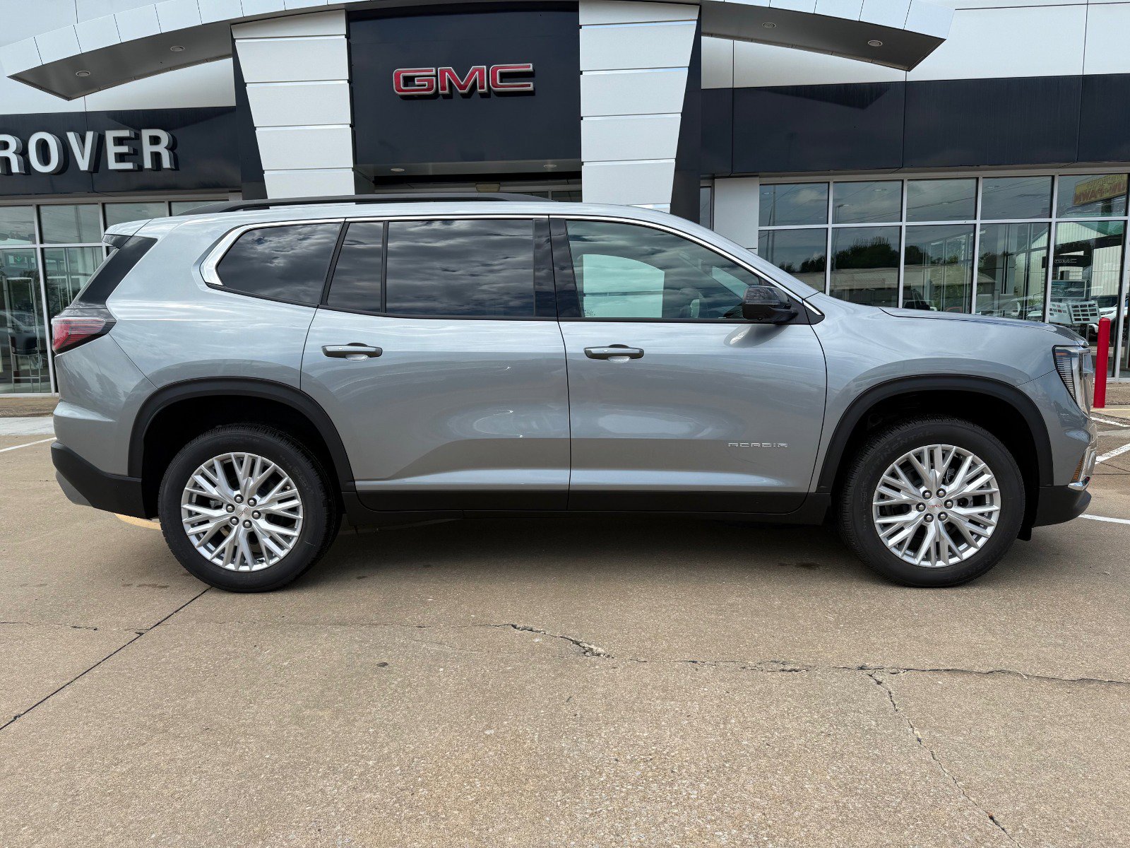 New 2026 GMC Acadia Elevation w/ Elevation Premium Package image 3