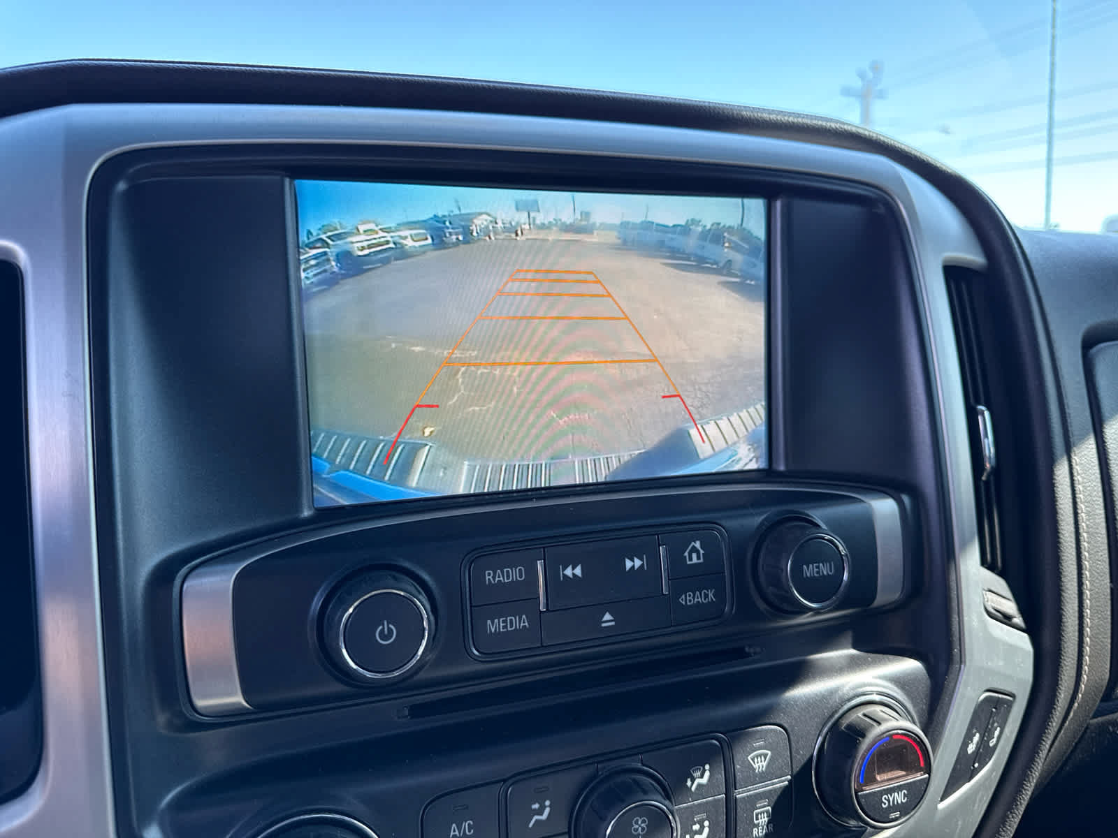 Used 2017 GMC Sierra 1500 SLE w/ SLE Value Package AWD/4WD image 17