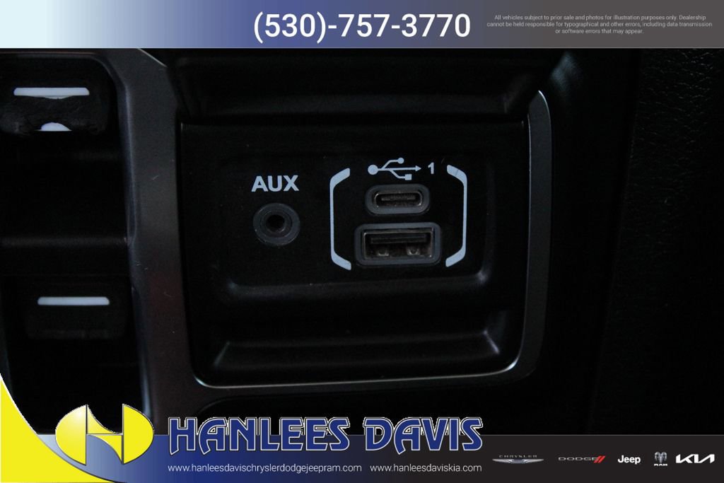 Used 2020 Jeep Wrangler Unlimited Sahara image 19