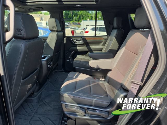 Used 2024 Chevrolet Tahoe High Country AWD/4WD image 16
