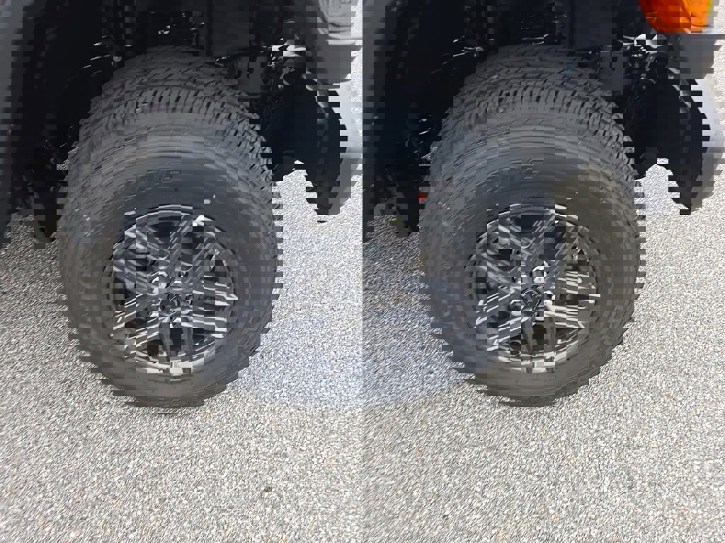 New 2026 Jeep Gladiator Sport image 9