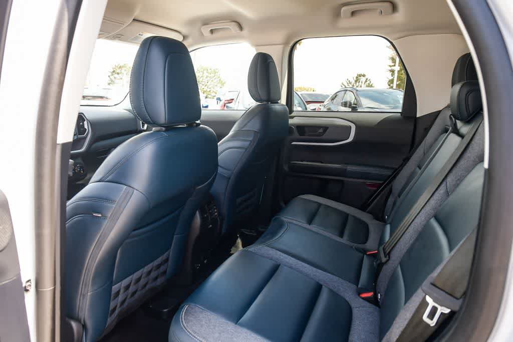 Used 2024 Ford Bronco Sport Outer Banks w/ Tech Package AWD/4WD image 17