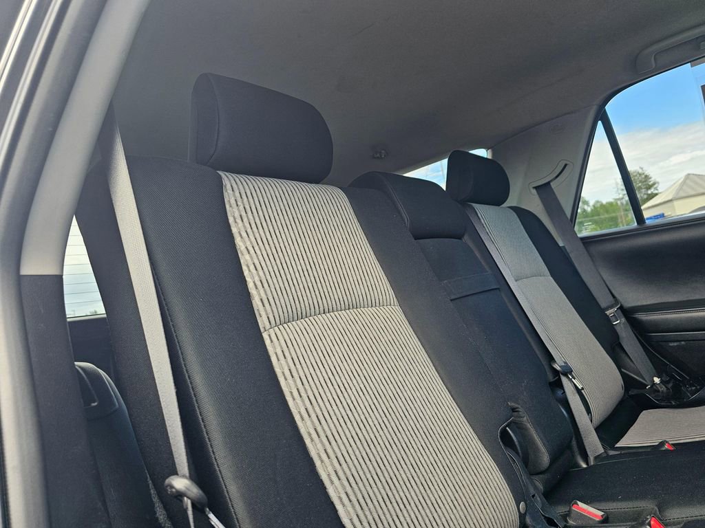 Used 2015 Toyota 4Runner SR5 AWD/4WD image 13